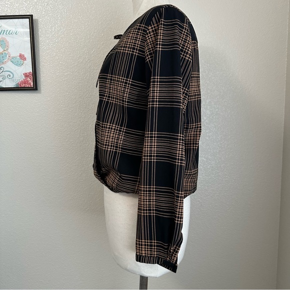 Vacate The Label Plaid Tan Black Top Wrap Sz Small - Picture 6 of 12